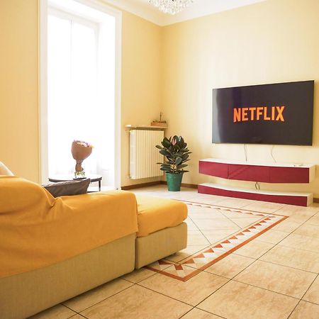 Wonderful Downtown Apartment-Hd Netflix, King-Size Bed, Two Minutes' Walk From Metro Milano Ngoại thất bức ảnh
