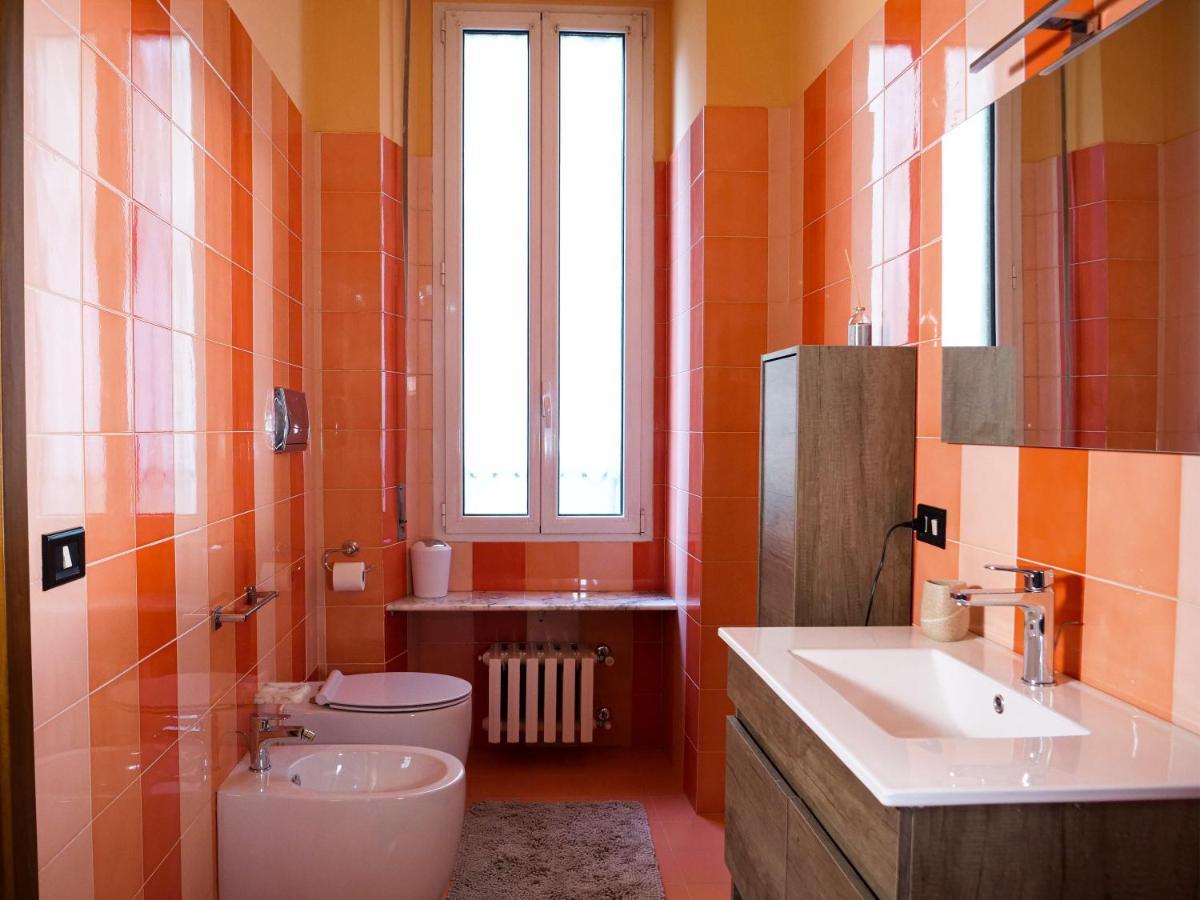 Wonderful Downtown Apartment-Hd Netflix, King-Size Bed, Two Minutes' Walk From Metro Milano Ngoại thất bức ảnh