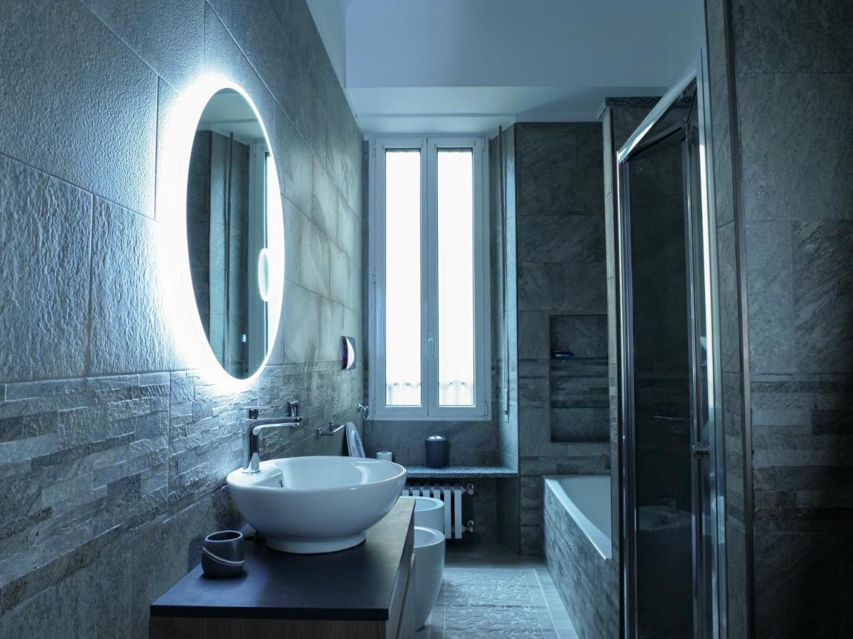 Wonderful Downtown Apartment-Hd Netflix, King-Size Bed, Two Minutes' Walk From Metro Milano Ngoại thất bức ảnh