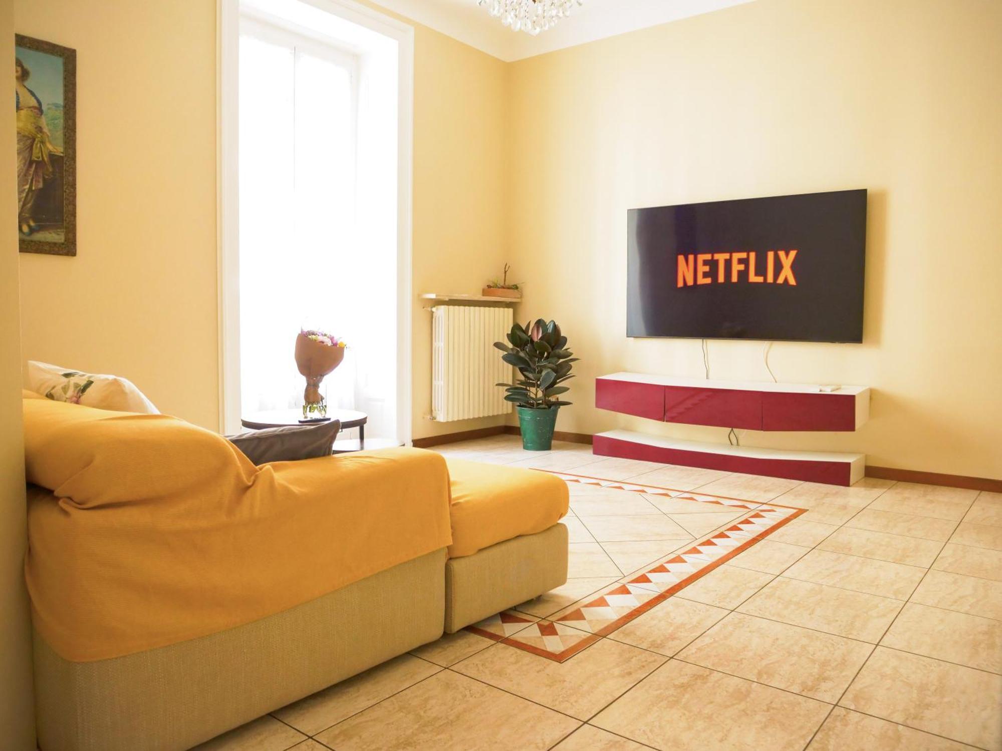 Wonderful Downtown Apartment-Hd Netflix, King-Size Bed, Two Minutes' Walk From Metro Milano Ngoại thất bức ảnh